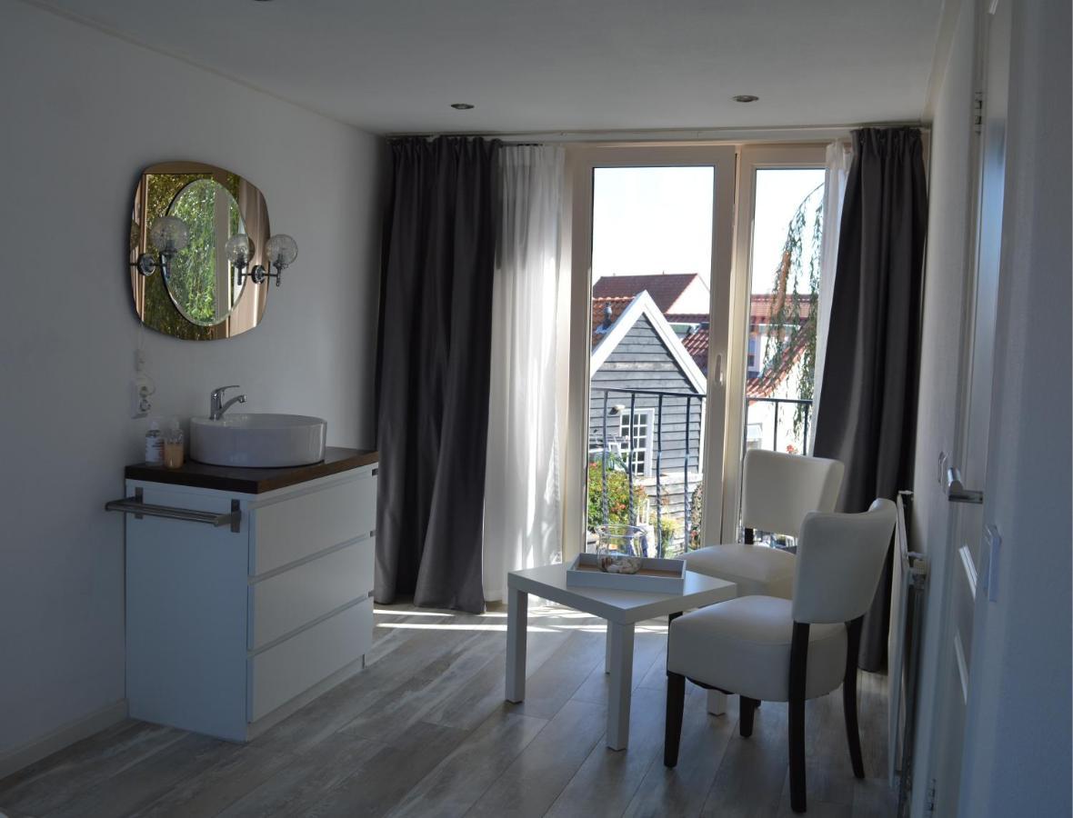 T Laege Uus Bed & Breakfast Burgh-Haamstede Bagian luar foto